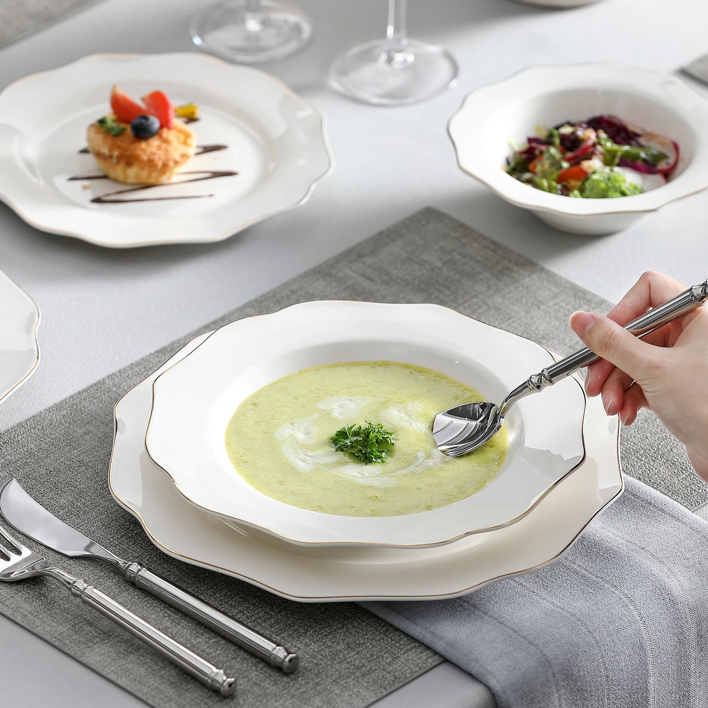 Malacasa Nordic White Gold Rim Porcelain Dinnerware Set